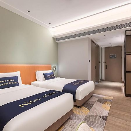 The Mustel Hotel Chongqing Hongyadong Εξωτερικό φωτογραφία